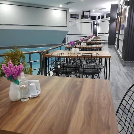 Hotel Asiwa 3*