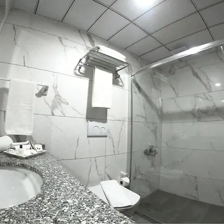 Asiwa Hotel 3*